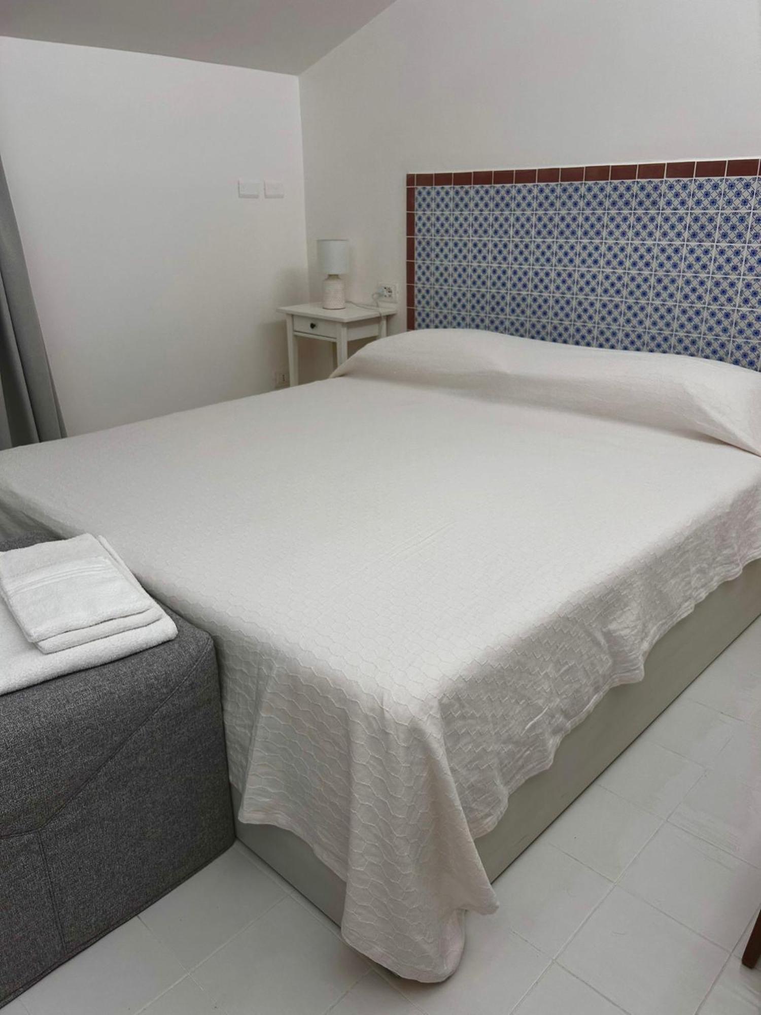 Bed and Breakfast Vist'Amare Санта-Мария-ди-Кастеллабате Экстерьер фото